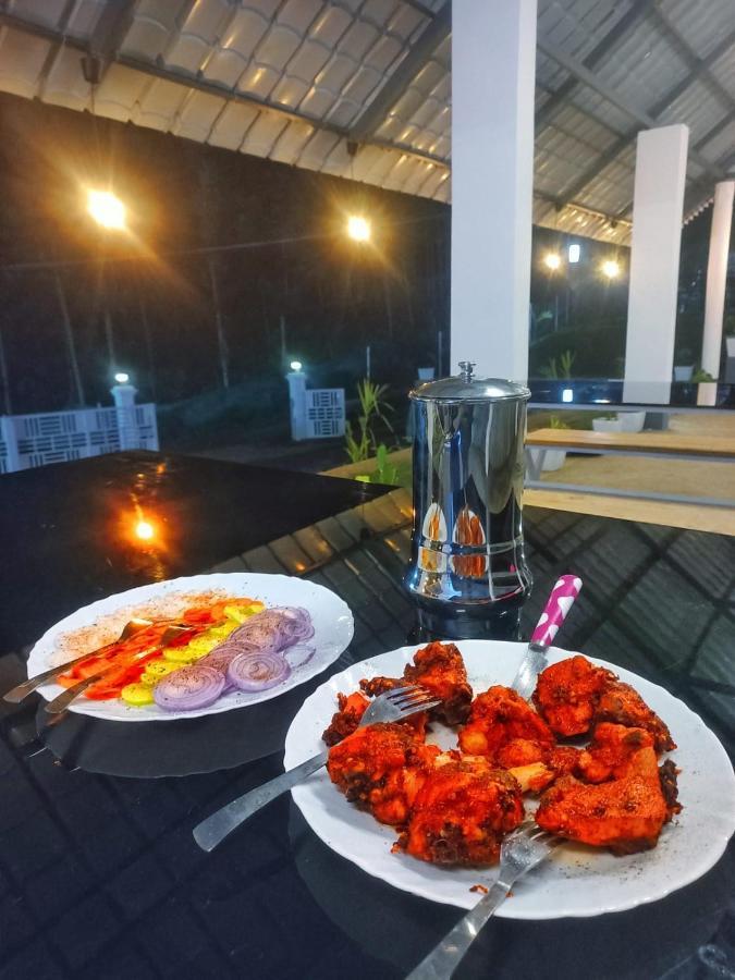 Happy Holidays Resort Kanthalloor Buitenkant foto