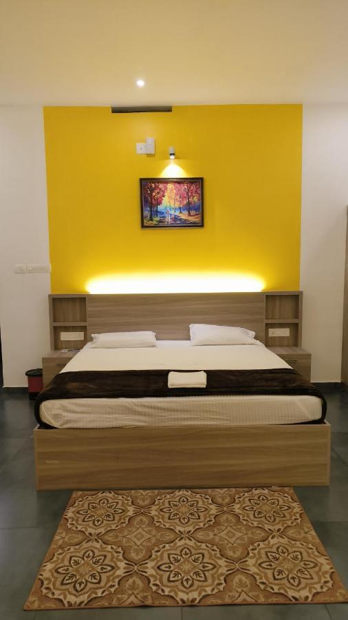 Happy Holidays Resort Kanthalloor Buitenkant foto