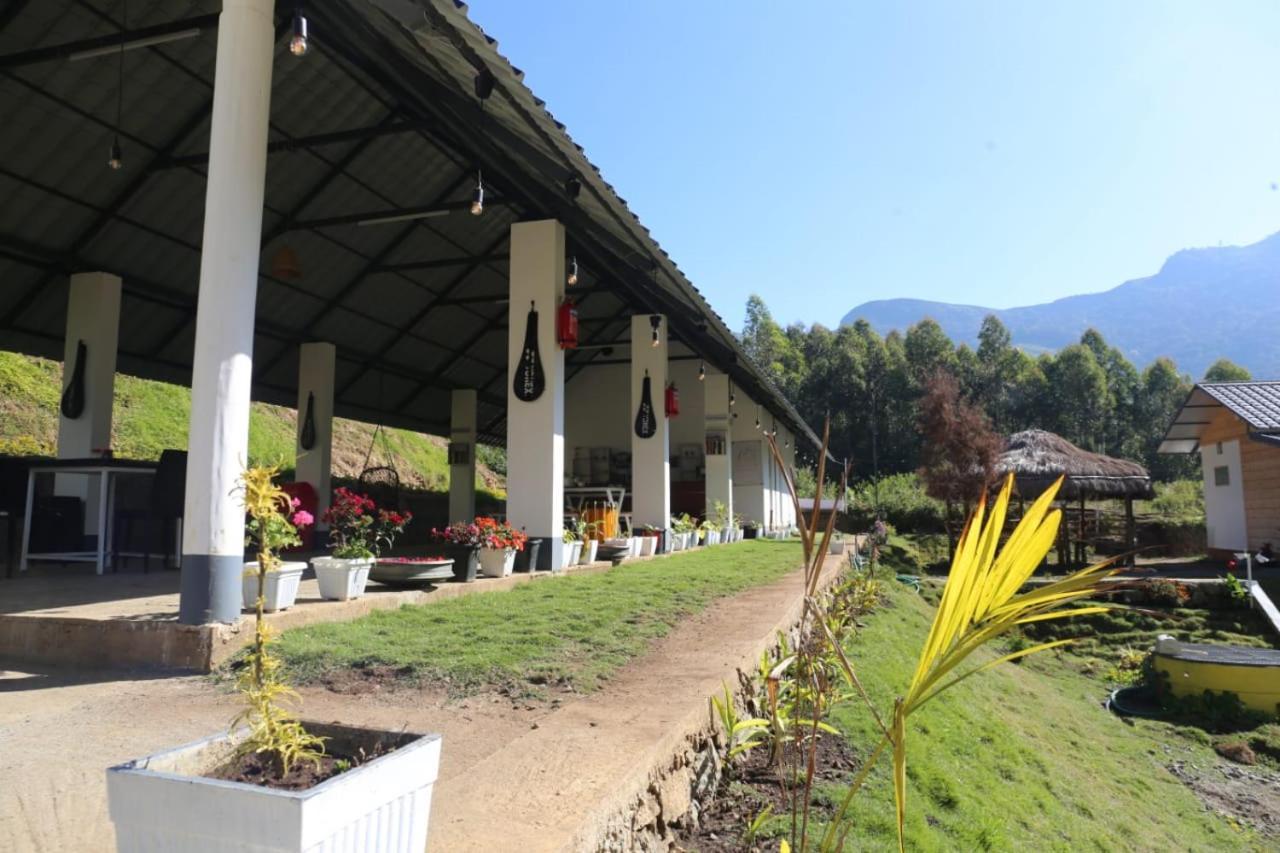 Happy Holidays Resort Kanthalloor Buitenkant foto